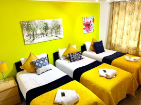 Spacious London Excel 2 bedrooms, Separate Reception, Kitchen, Full Apartment